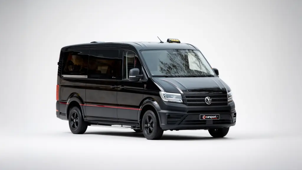 Musta Volkswagen Crafter Carsportin Redline-mallistosta